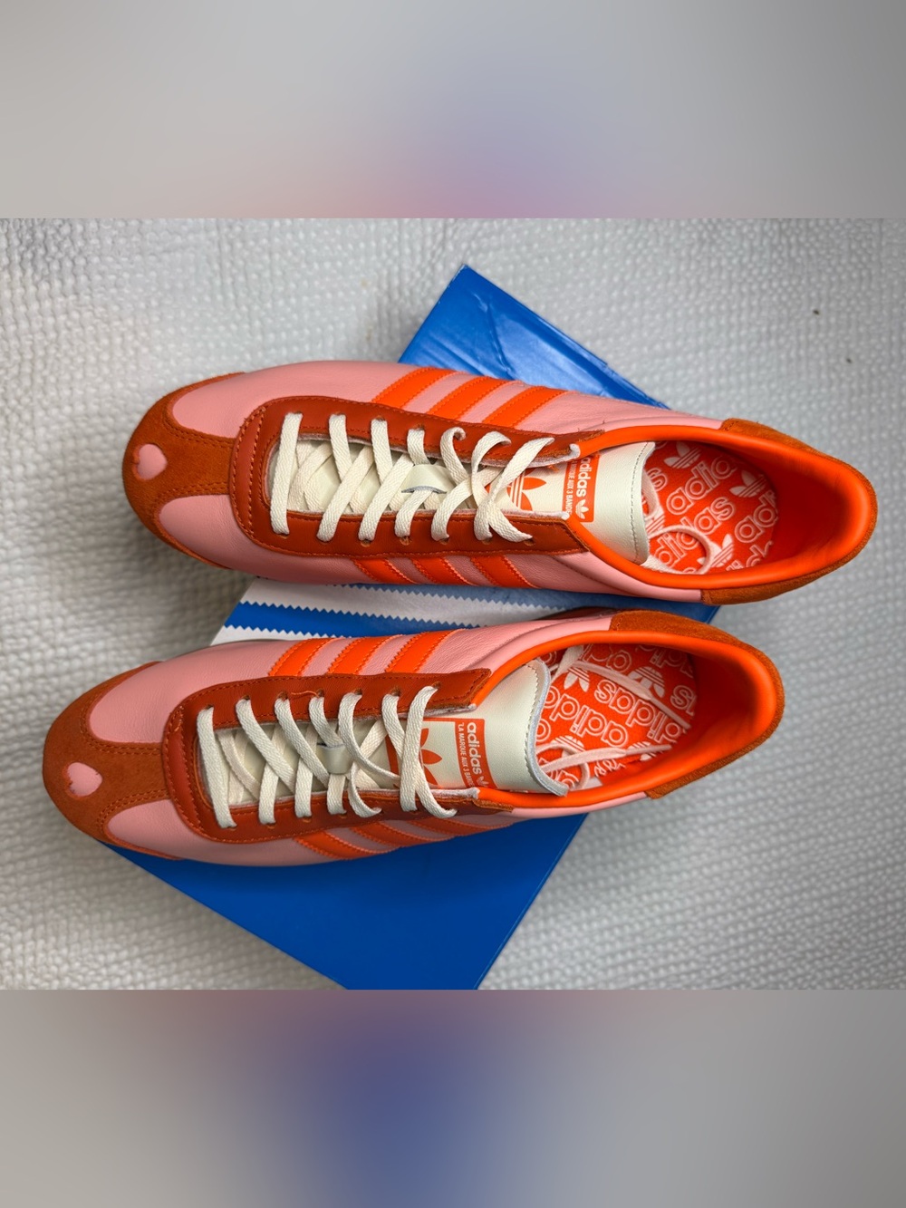 Adidas Women’s Country OG Sneakers - Valentines Lover 2025 - Picture 16 of 16
